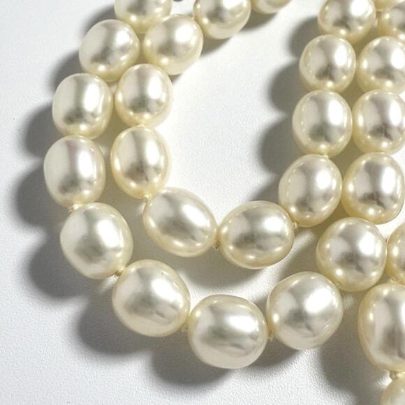 TIFFANY Authentic Silver Pearl Heart Necklace - Picture 3 of 10